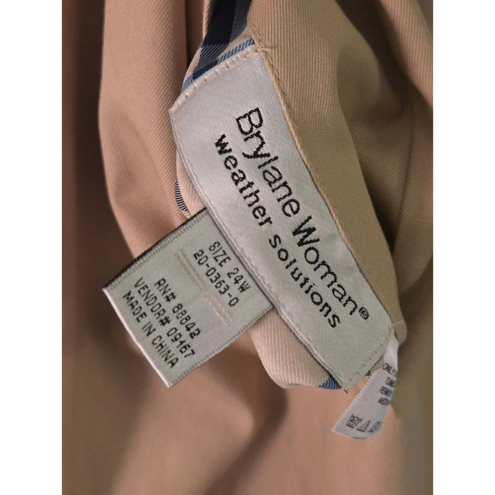 Brylane Woman Weather Solutions Beige Plaid Reversible Trench Coat Size 24W Hat - Picture 8 of 9